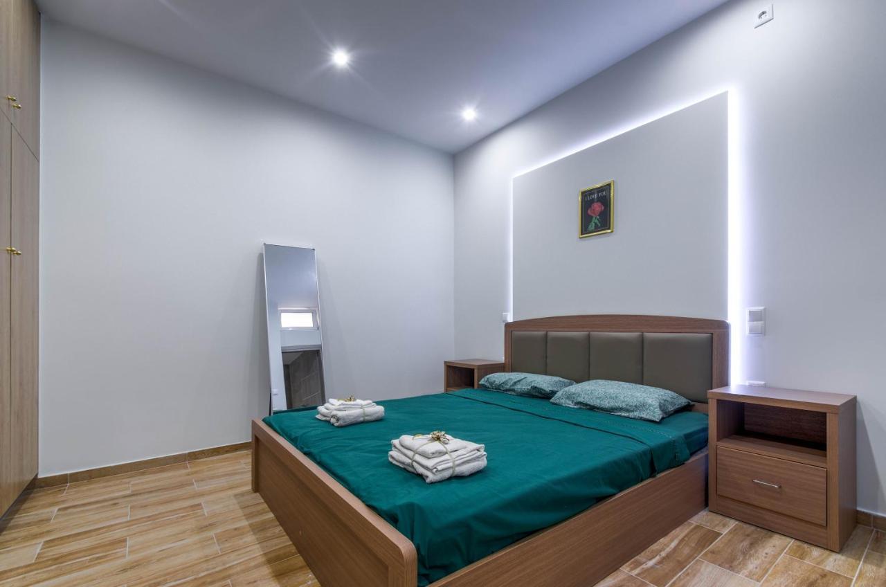 Renovated 2Bd House Close To Pireus Port Exteriör bild