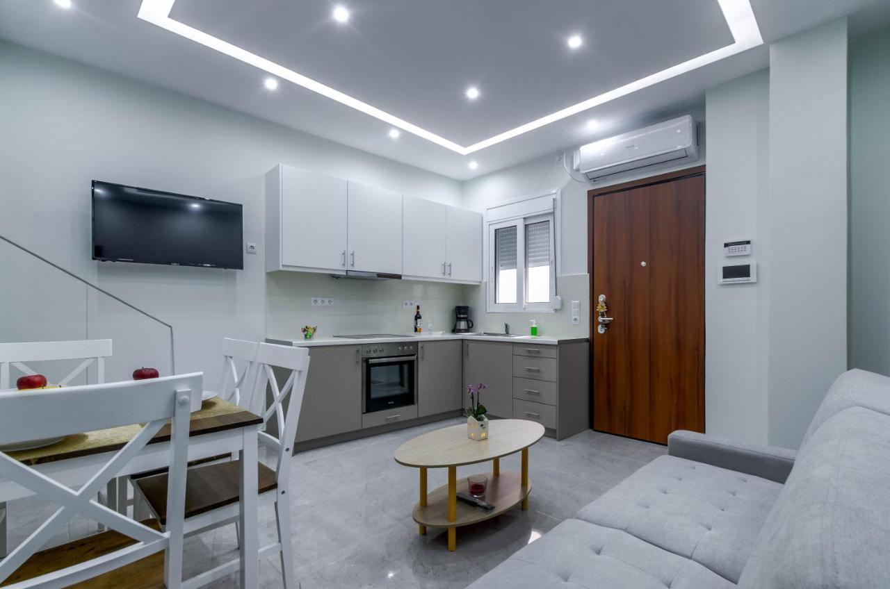 Renovated 2Bd House Close To Pireus Port Exteriör bild